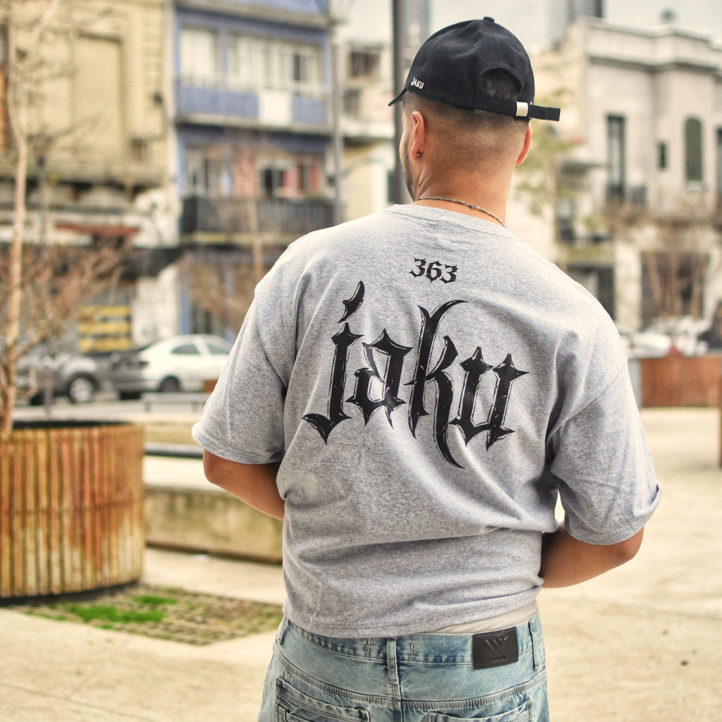Remera boxy fit jaku363